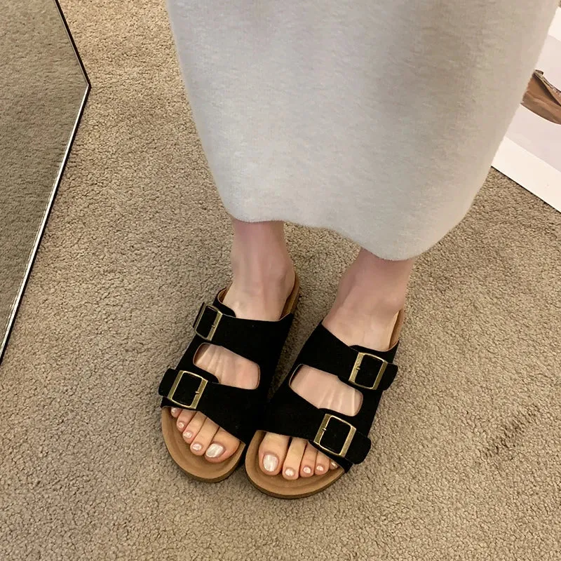 BeachLuxe Sandals : Chic Comfort