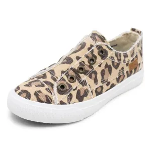 Blowfish Malibu Play Natural Jumbo Kitty Slip On Rounded Toe Comfort Sneakers