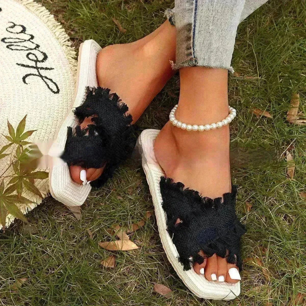 Comfortable EVA Beach Tassel Flat Flip Flop Sandals Fashion Slippers for Women