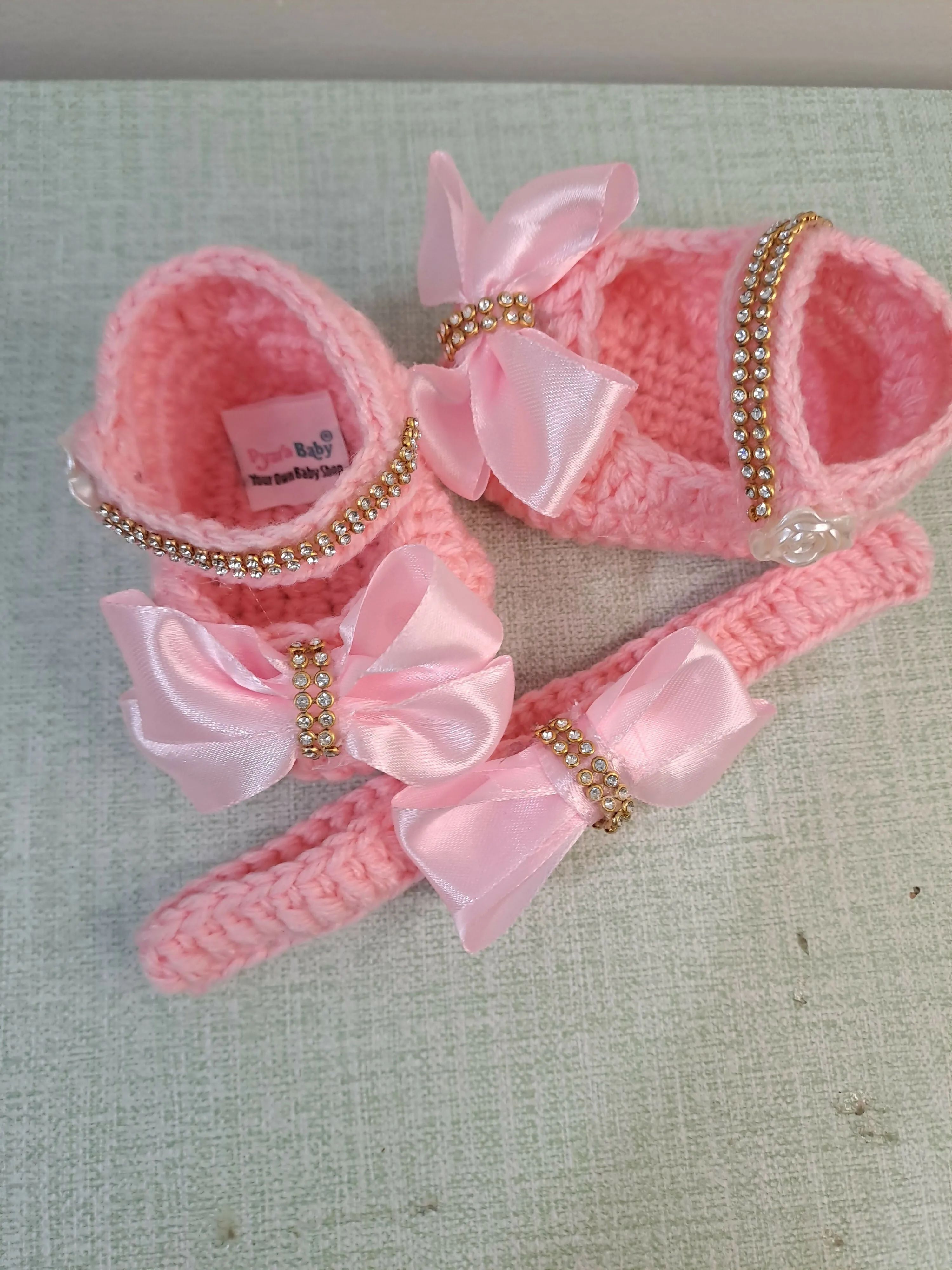 Crochet handmade baby shoes/ Crochet baby girl booties