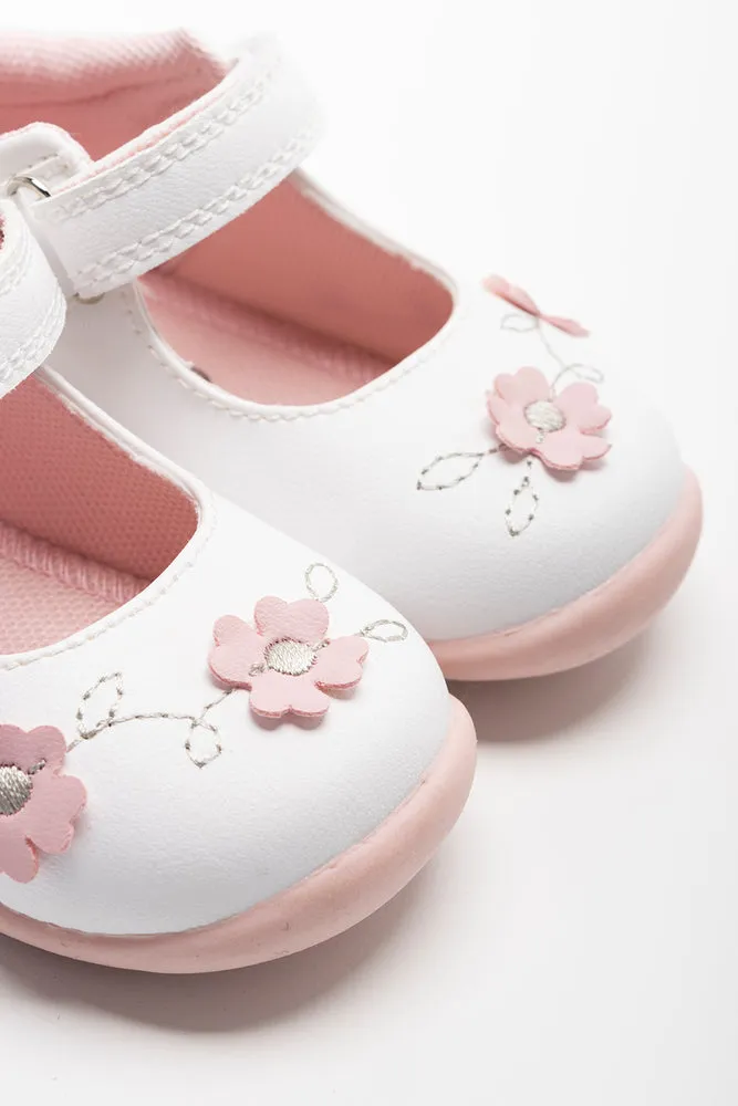 Flower Shoe White