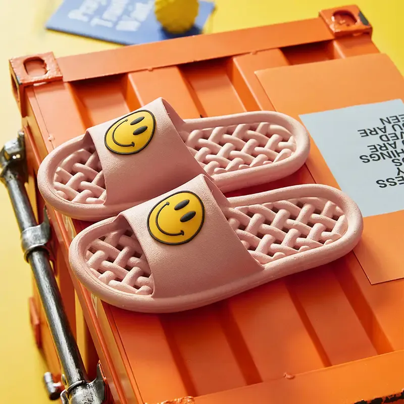 Paziye Smiley Face Quick Dry Shower Shoes slipper