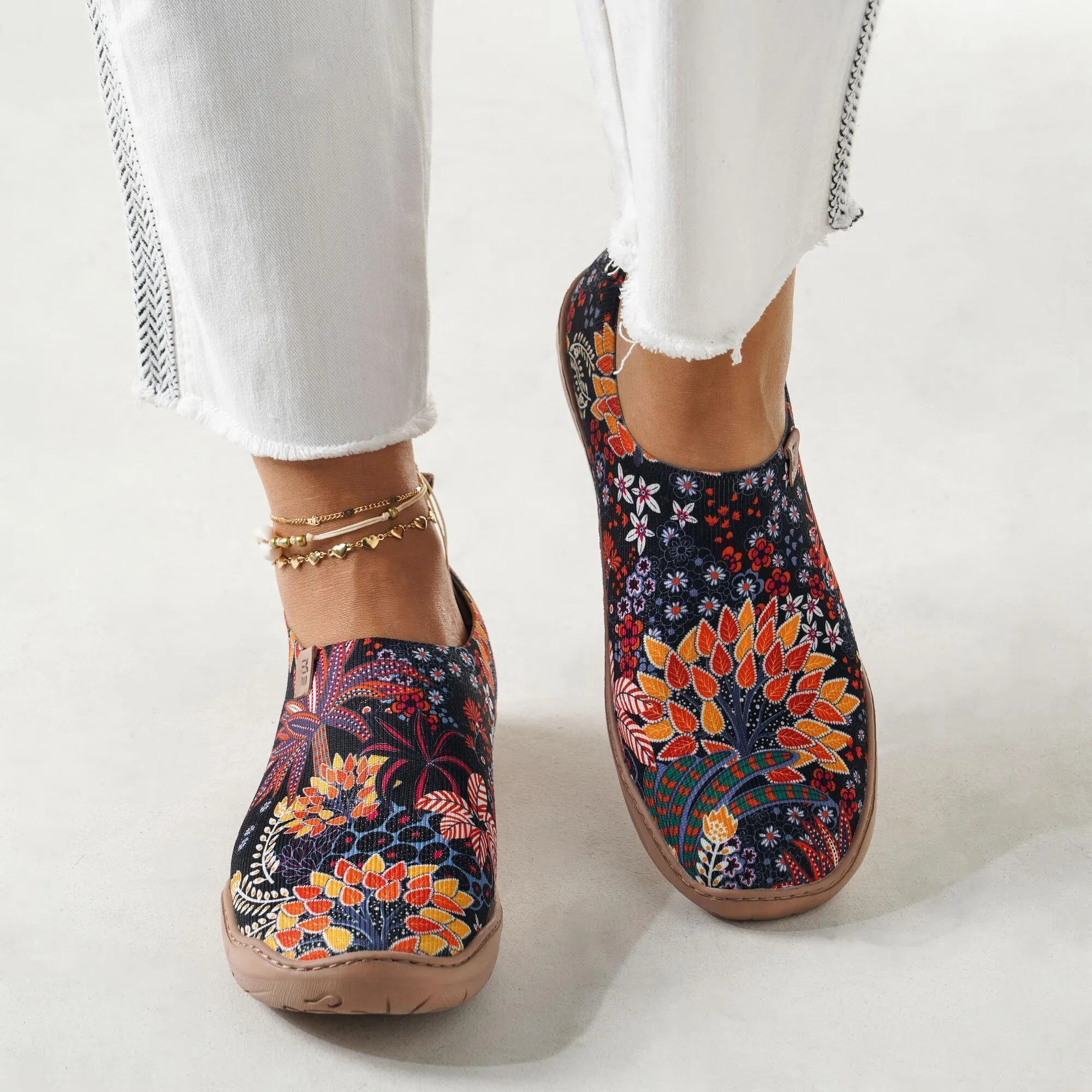 Quirky Plants Women's Slip-On Shoes Painted Canvas Sneakers