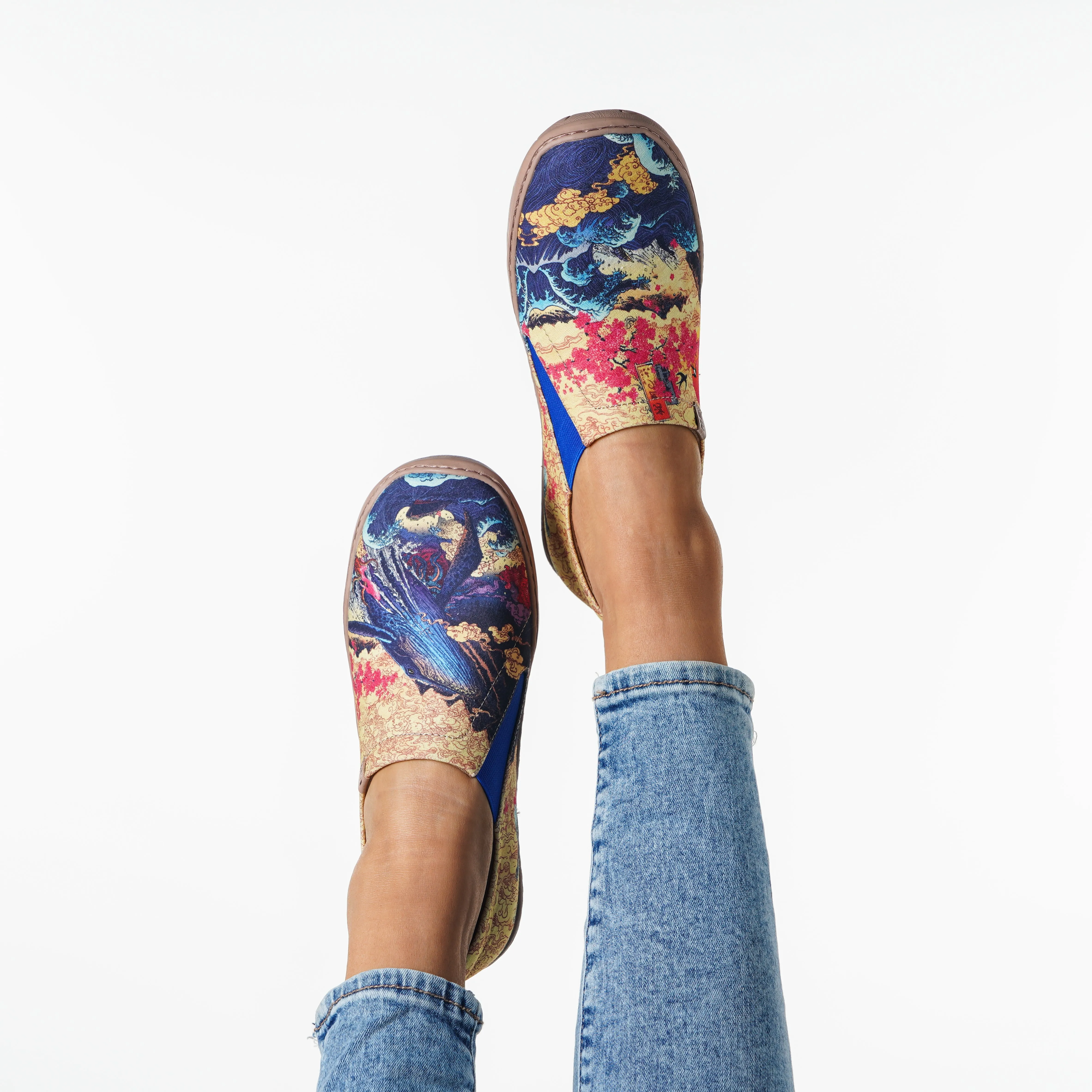 Women's Foldable Loafers, The Great Wave Painted Canvas Slip-On Sneakers